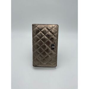 Chanel CHANEL Matèlassè Platinum Women's Wallet